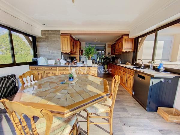 Propriété de 226m2 sur un terrain de 3 000 m2