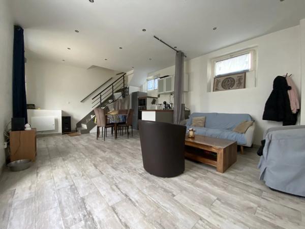 Vente                                                      Duplex
                        
                     3 pièces                      53 m2                     à Chantilly