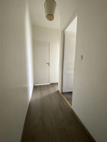 Vente                                                      Duplex
                        
                     3 pièces                      53 m2                     à Chantilly
