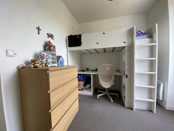Vente                                                      Duplex
                        
                     3 pièces                      53 m2                     à Chantilly