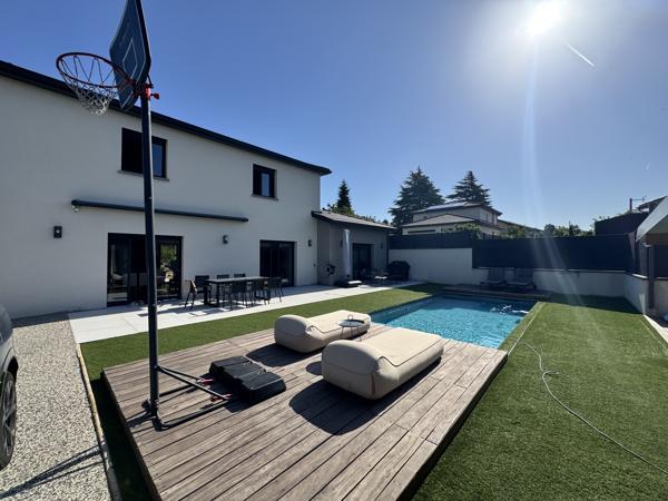 Maison de 167 m2 sur 557 m2 de terrain