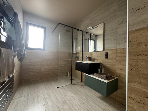 Maison de 167 m2 sur 557 m2 de terrain