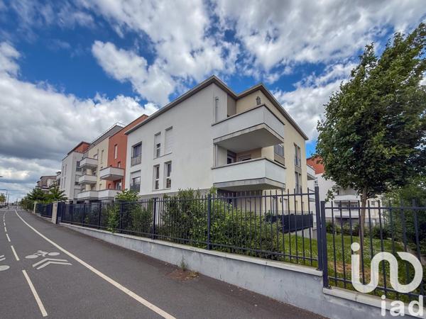 Appartement 3 pièces de 64 m² à Louvres (95380)