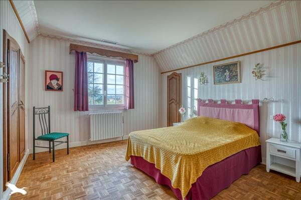 Maison à vendre |  Lamonzie-Saint-Martin |  6 pièces | 141 m²