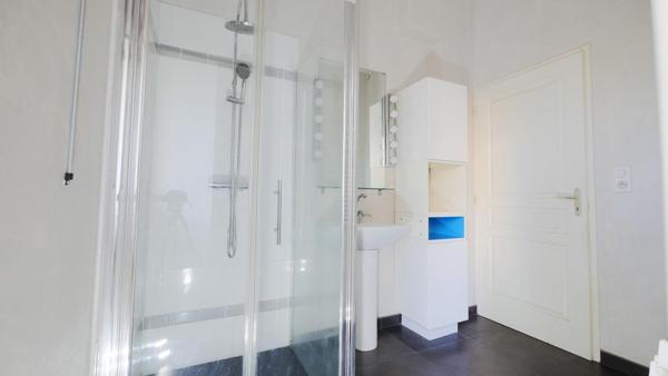 POUVOURVILLE APPARTEMENT RDC AVEC TERRASSE