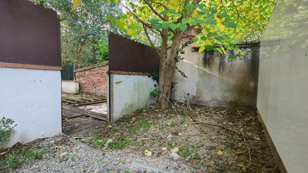 POUVOURVILLE APPARTEMENT RDC AVEC TERRASSE