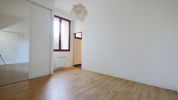 POUVOURVILLE APPARTEMENT RDC AVEC TERRASSE