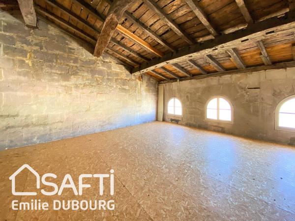 Maison en pierre de 282m² - 8 pièces