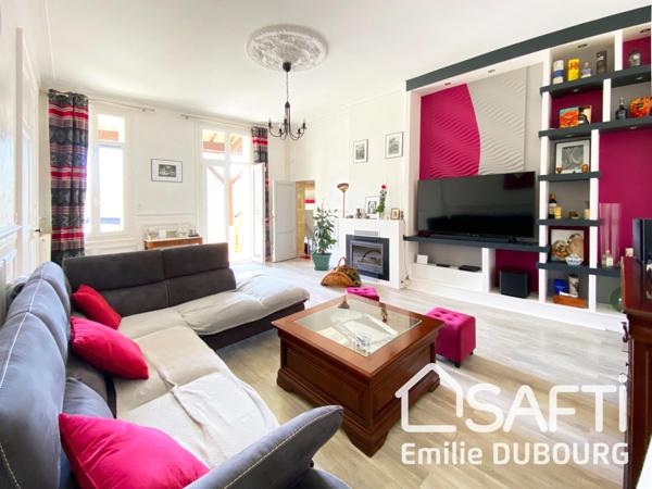 Maison en pierre de 282m² - 8 pièces