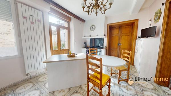 maison de maître 270 m2  plein coeur de bar-sur-aube grange terrasse cour intérieure