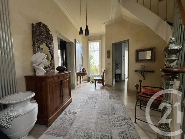 Maison à vendre  8 pièces - 271,72 m 2   ST QUENTIN  - 02