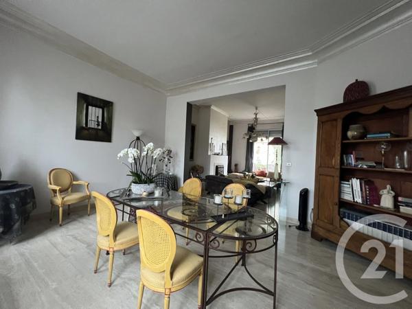 Maison à vendre  8 pièces - 271,72 m 2   ST QUENTIN  - 02