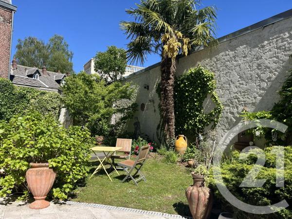 Maison à vendre  8 pièces - 271,72 m 2   ST QUENTIN  - 02