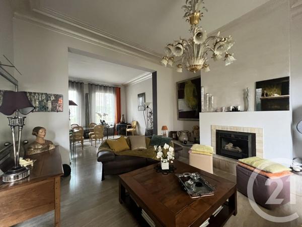 Maison à vendre  8 pièces - 271,72 m 2   ST QUENTIN  - 02