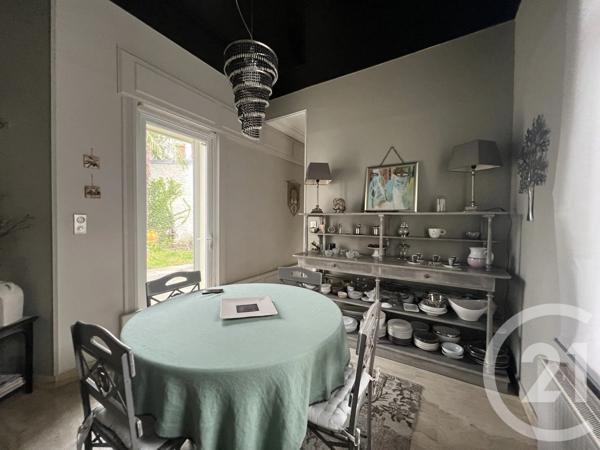 Maison à vendre  8 pièces - 271,72 m 2   ST QUENTIN  - 02