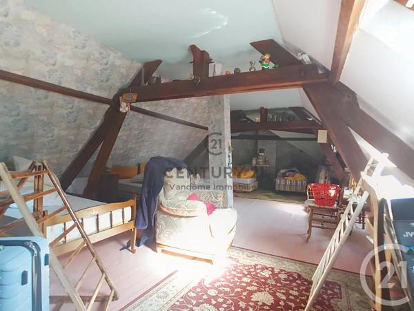 Immeuble à vendre  134 m 2   CREPY EN VALOIS  - 60