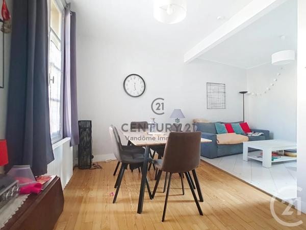 Immeuble à vendre  134 m 2   CREPY EN VALOIS  - 60