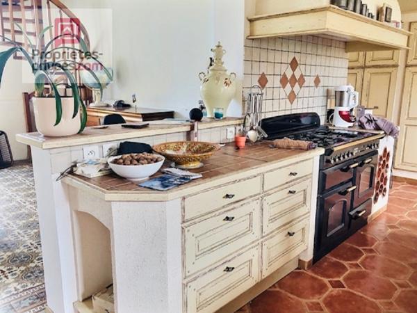 Demeure - 14 pièces - 400 m2