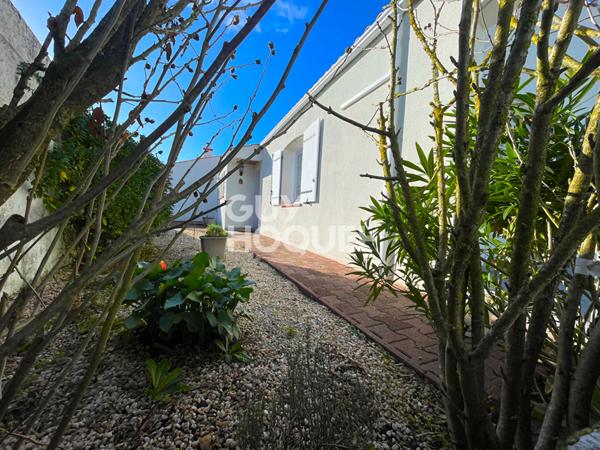 Maison T4 de 93 m² hab. avec piscine