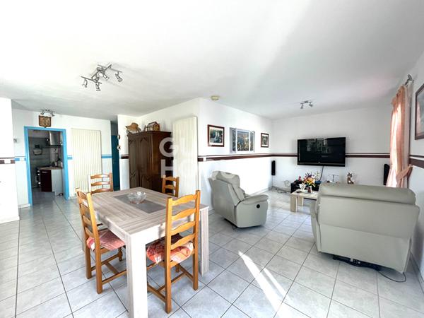 Maison T4 de 93 m² hab. avec piscine