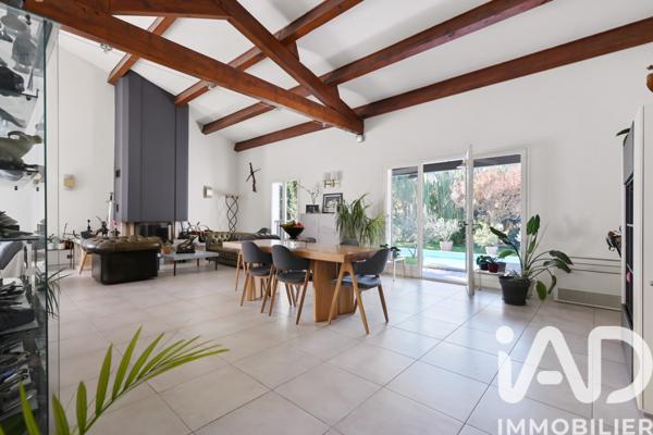 Maison à vendre 5 pièces 210 m² Auriol