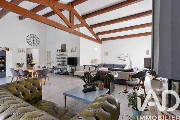 Maison à vendre 5 pièces 210 m² Auriol