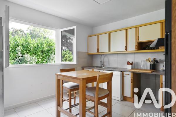 Maison à vendre 5 pièces 210 m² Auriol