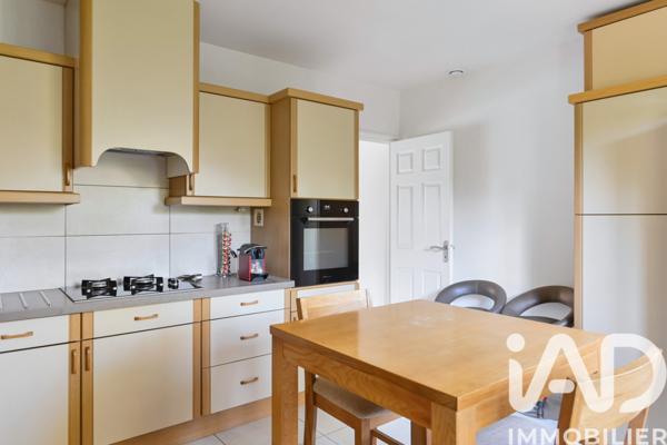 Maison à vendre 5 pièces 210 m² Auriol