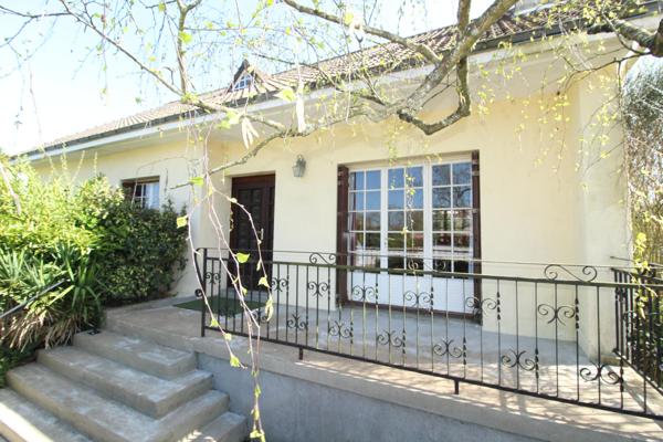 CHOLET LE PLESSIS, MAISON 5 CHAMBRES SUR SOUS-SOL TOTAL