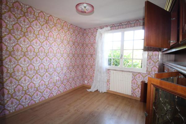 CHOLET LE PLESSIS, MAISON 5 CHAMBRES SUR SOUS-SOL TOTAL