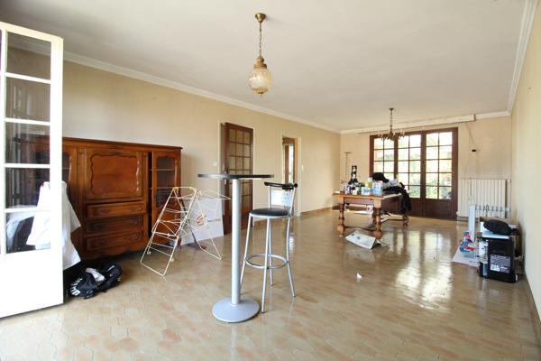 CHOLET LE PLESSIS, MAISON 5 CHAMBRES SUR SOUS-SOL TOTAL