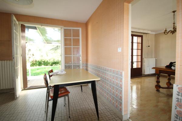 CHOLET LE PLESSIS, MAISON 5 CHAMBRES SUR SOUS-SOL TOTAL