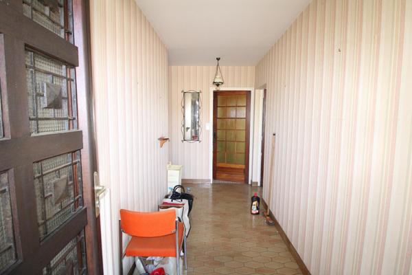 CHOLET LE PLESSIS, MAISON 5 CHAMBRES SUR SOUS-SOL TOTAL