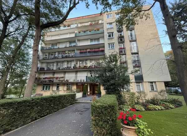 Appartement familial de 96 m², 3 chambres, balcon, parking et tennis