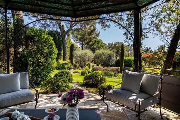 Vente Maison provençale de luxe La Colle-sur-Loup 11 Pièces 900 m²