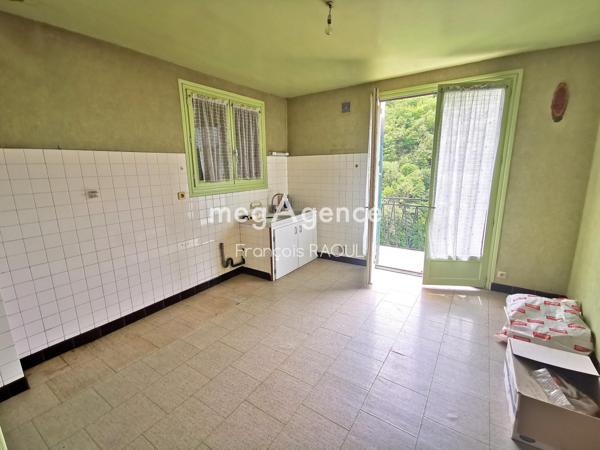 Maison à LAGUENNE, 19150 - 6 pièces 143m²