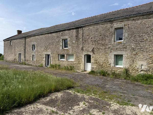 THEIX NOYALO. Longère à rénover.