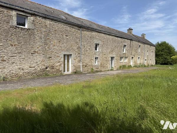 THEIX NOYALO. Longère à rénover.