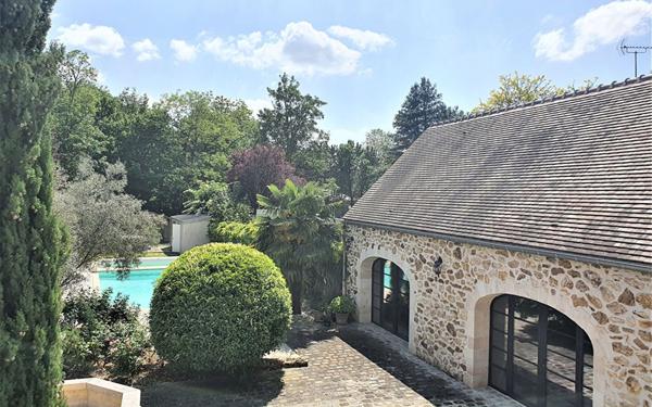 Maison à vendre    8 pièces •  Brie-Comte-Robert