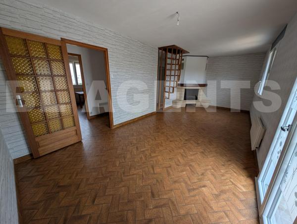 SPAY - maison - 4 chambres - très bien entretenue et soignée