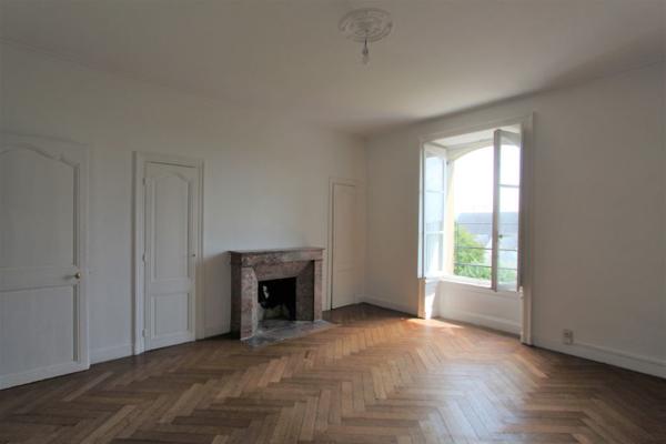 A Louer - Nantes Cathedrale - Appartement Bourgeois 6 Pièces De 204.02 M²