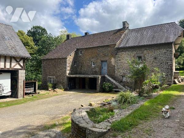 Maison/ ancien moulin rénové à vendre à Saint-James (50240) / Carnet, à 2kms de l'autoroute A84...