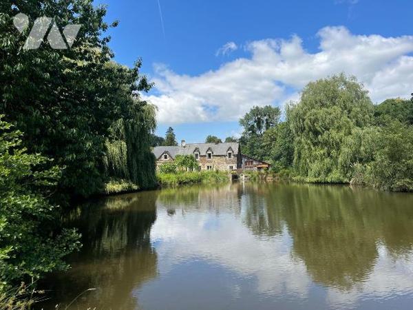 Maison/ ancien moulin rénové à vendre à Saint-James (50240) / Carnet, à 2kms de l'autoroute A84...