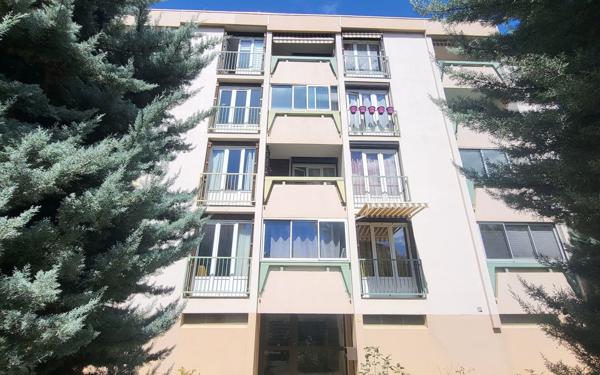 Appartement à vendre    3 pièces •  Guilherand-Granges