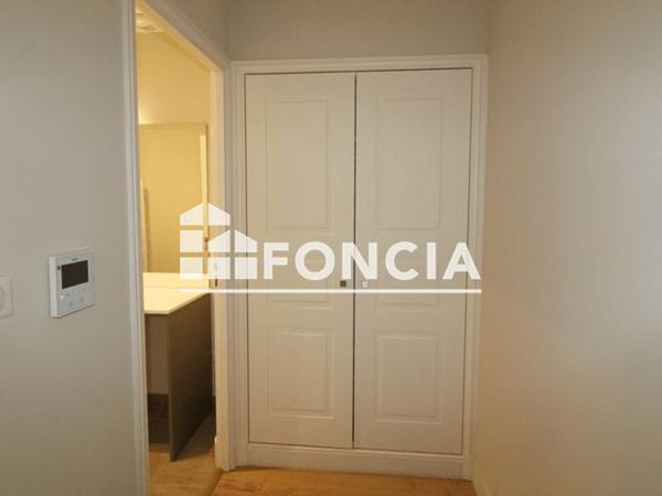 Location Studio 29.55 m² - 19 BOULEVARD AMIRAL COURBET Nîmes 30000