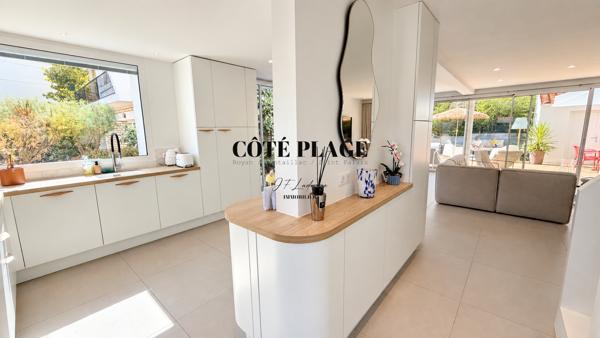 Villa année 50 rénovée à 100 m de la plage – Piscine chauffée – Esprit années 50 AU PRIX DE 1 050 000 € FAI