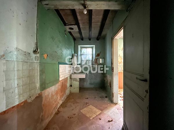 À Vendre ? Maison mitoyenne à rénover intégralement proche Hagetmau