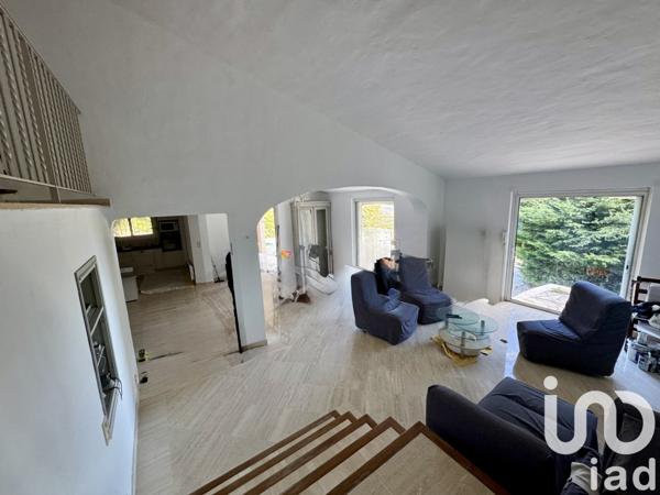 Maison à vendre 5 pièces 150 m² La Garde-Freinet