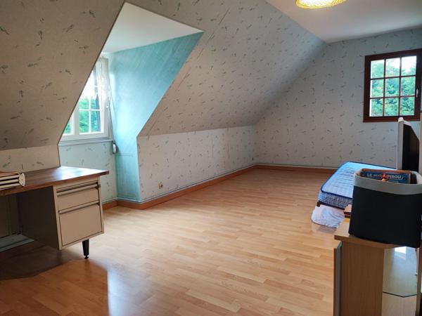 Charmante maison familiale sur un terrain de plus de 2000 m²