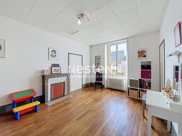 Maison Pussay 4 pièce(s) 139.12 m2